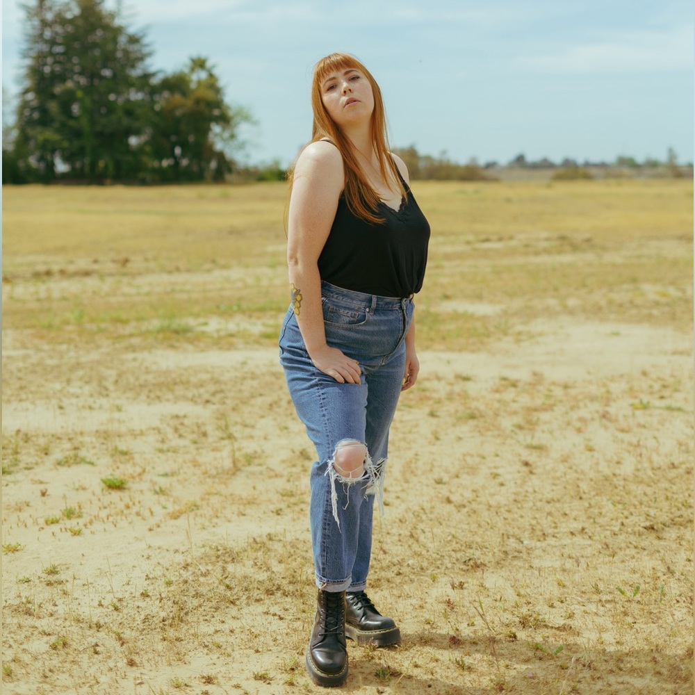 American Eagle - Highest Rise Mom Jean